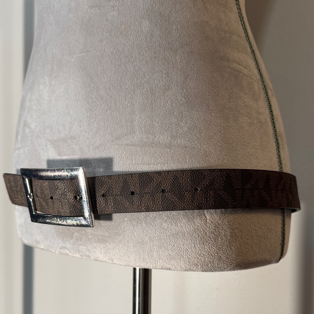 Michael Kors reversible Brown or black Patterned Belt - Picture 2 of 12